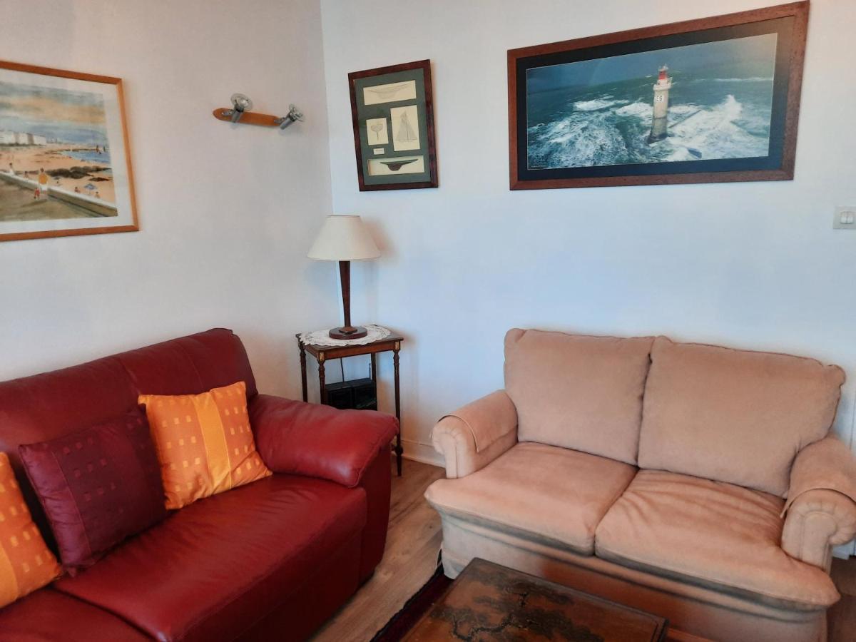 Appartement Vue Sur Mer 莱萨布勒-多洛讷 外观 照片